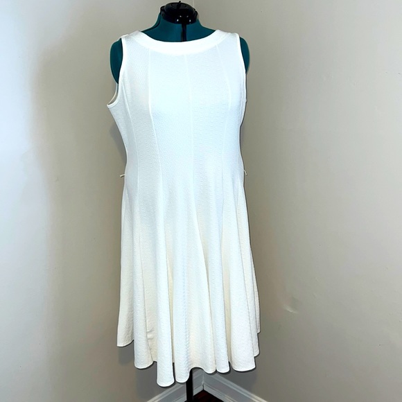 Haani Dresses & Skirts - Haani White Knit Midi Dress